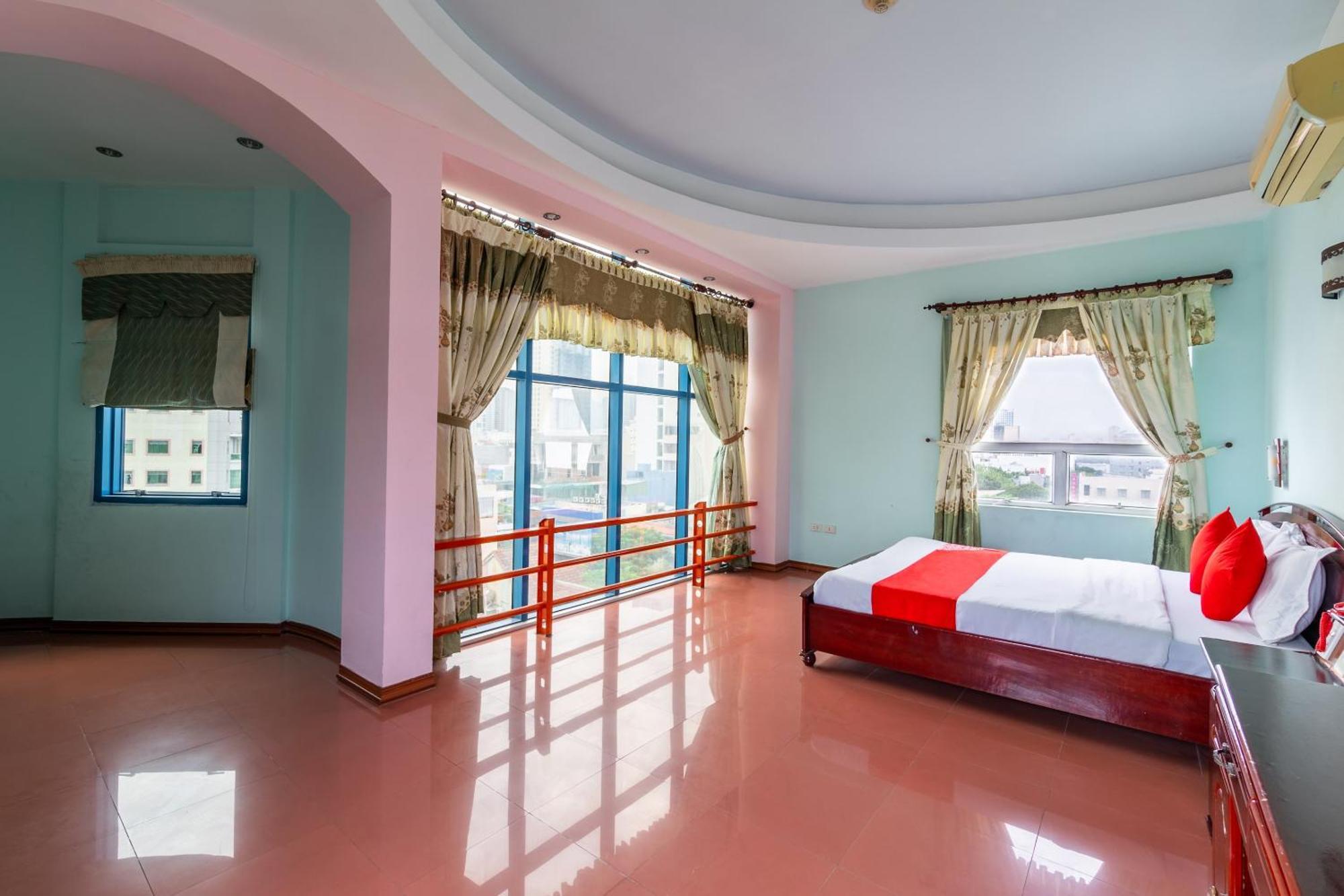 Super Oyo 266 Golden Gate Hotel Da Nang Bagian luar foto