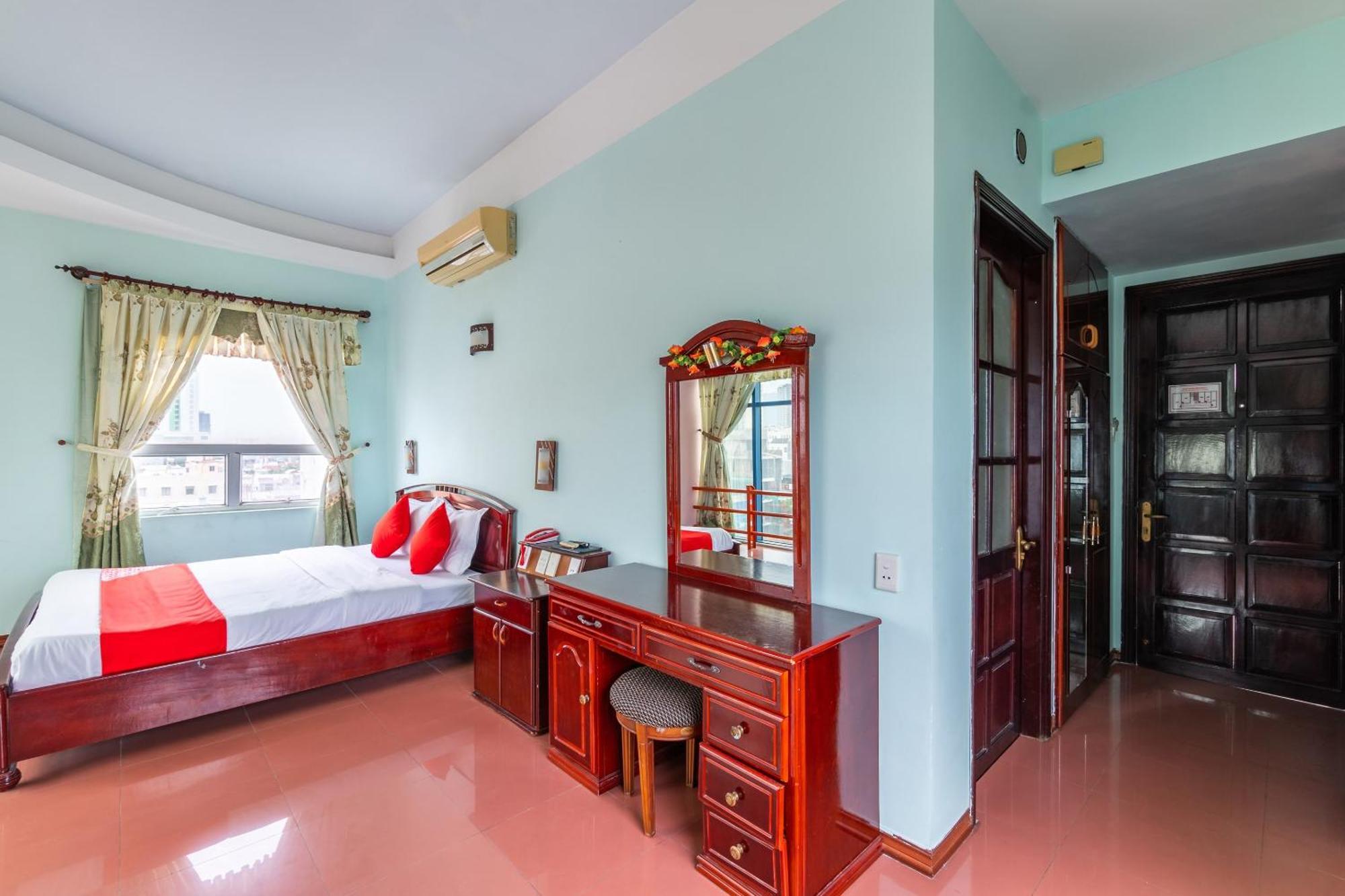 Super Oyo 266 Golden Gate Hotel Da Nang Bagian luar foto